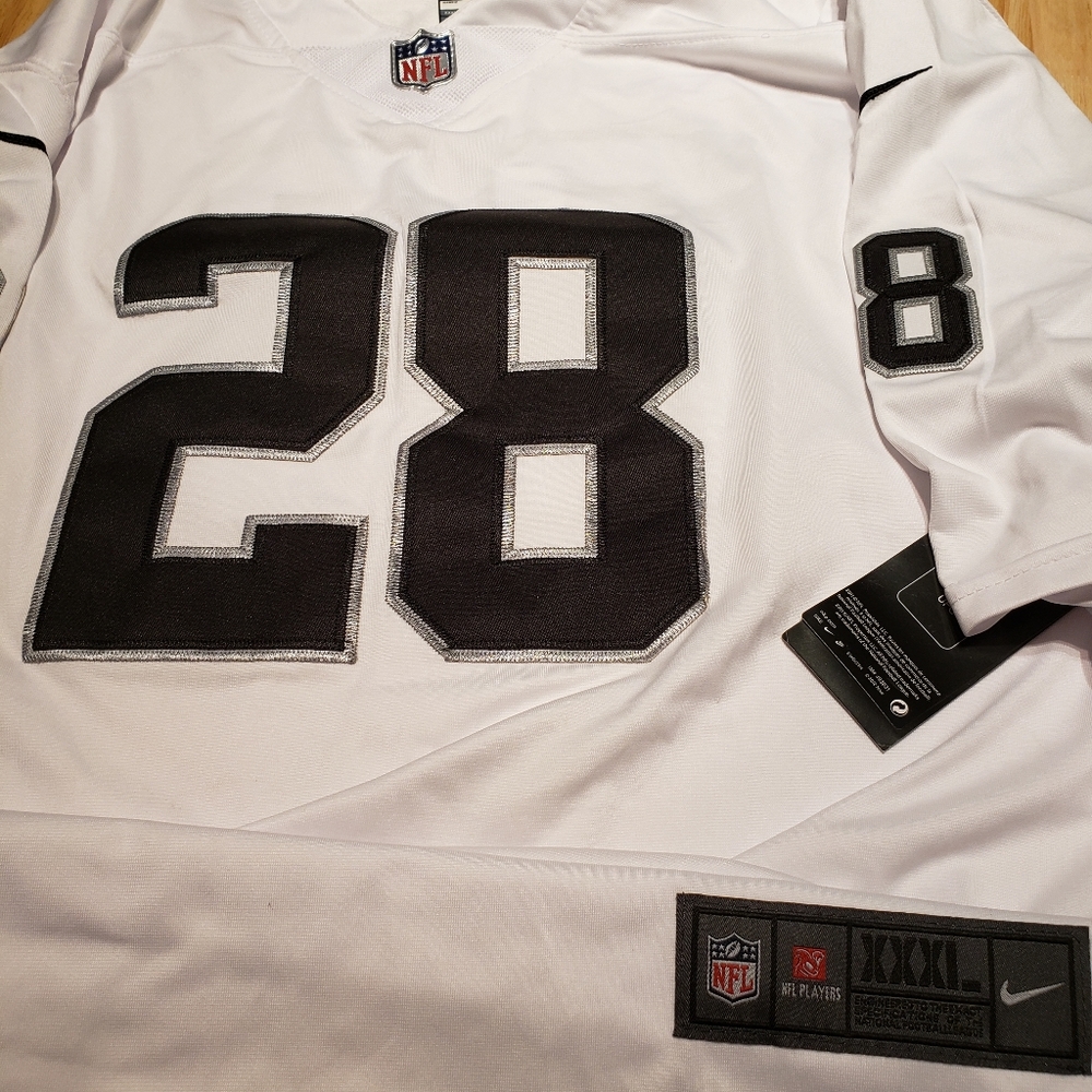 Men's jersey never worn. Raiders #28